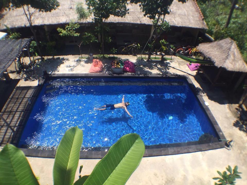 Indigenous Bungalow Gili Trawangan Exterior photo