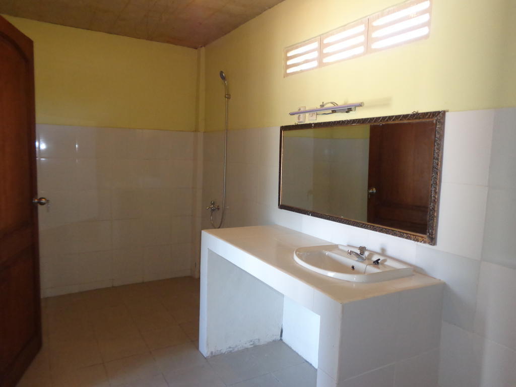 Indigenous Bungalow Gili Trawangan Exterior photo
