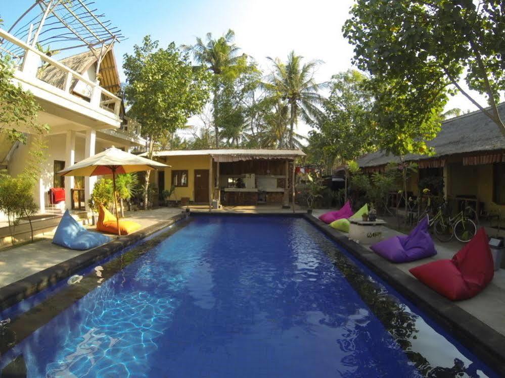 Indigenous Bungalow Gili Trawangan Exterior photo